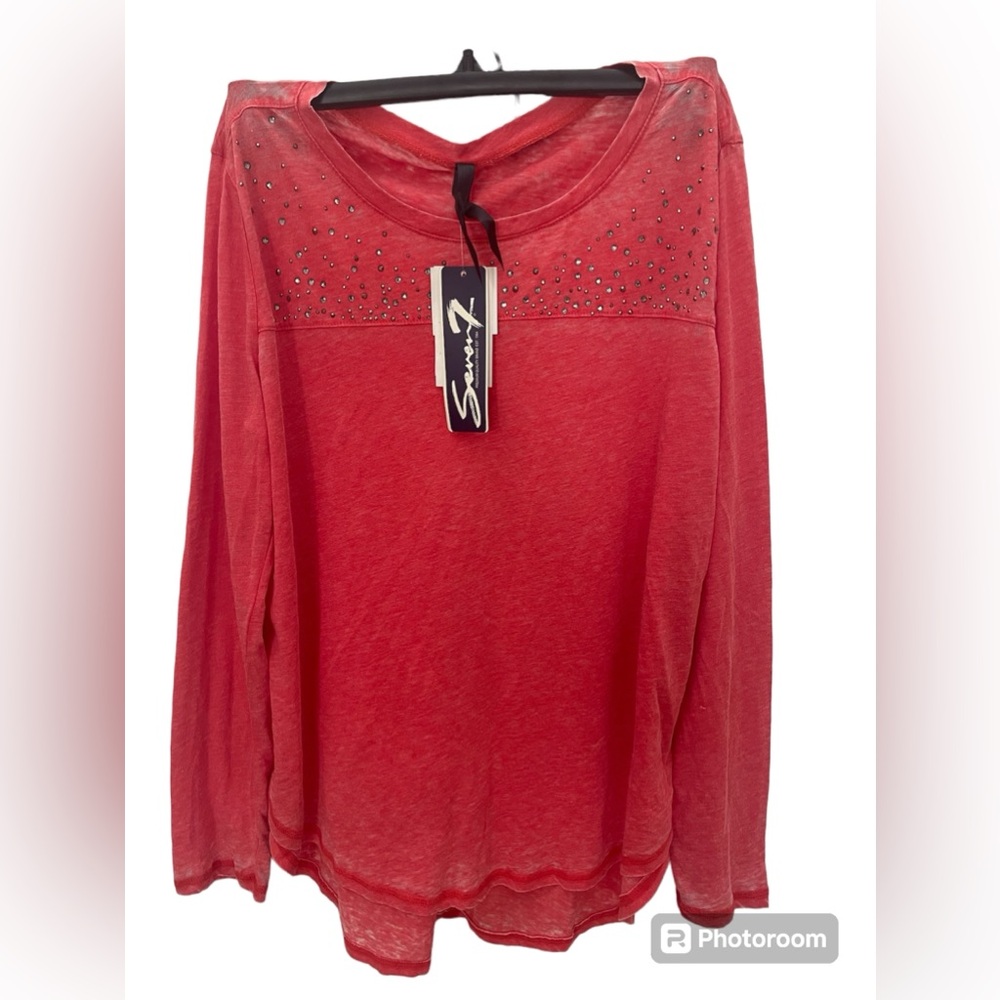 NWT Seven 7 Long Sleeves with Studs T Shirt Top. Size- Large